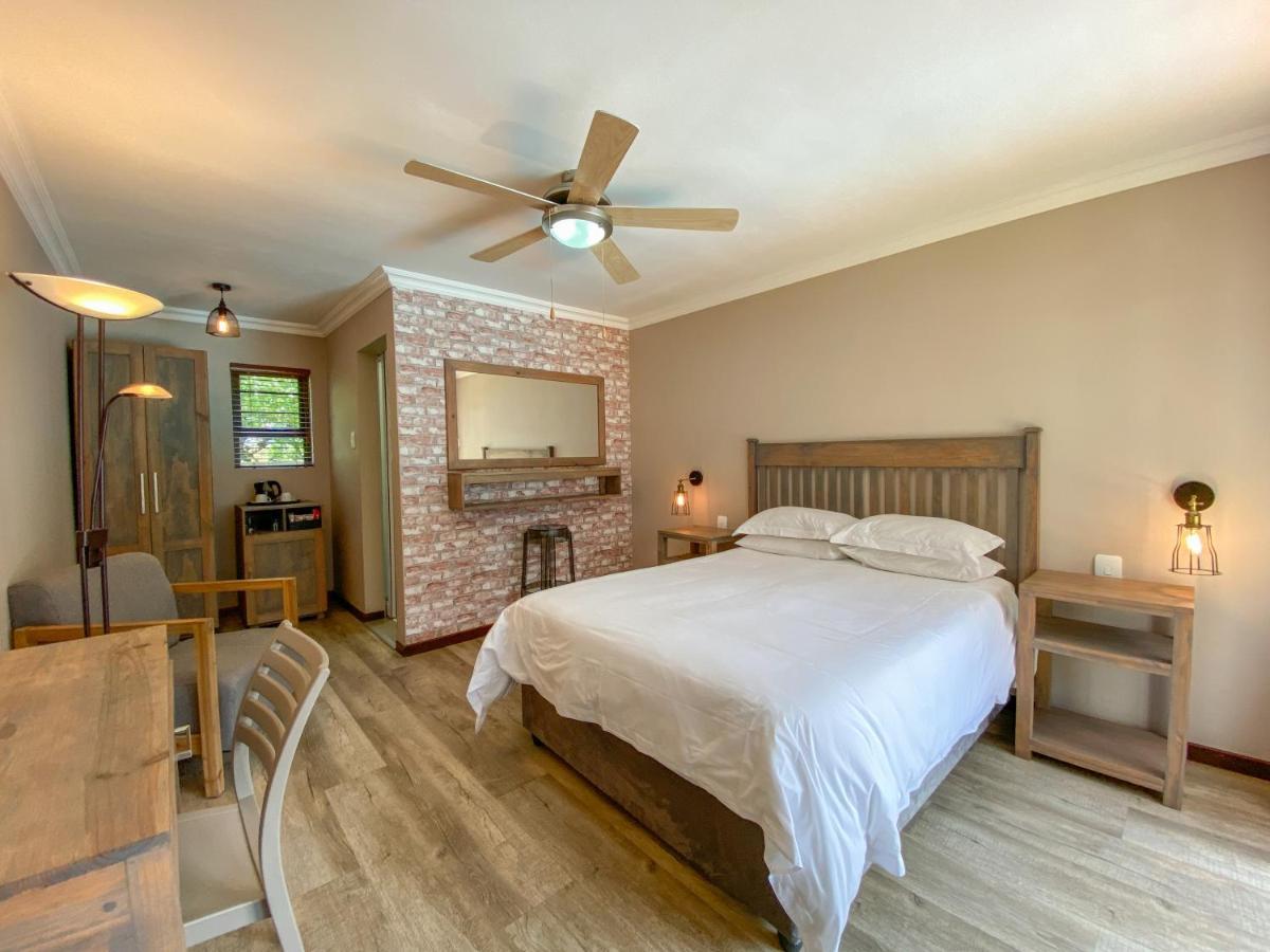 Loerie Guest Lodge George Bagian luar foto