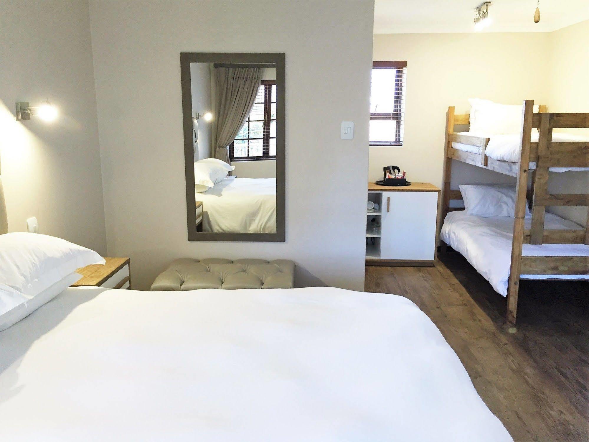 Loerie Guest Lodge George Bagian luar foto