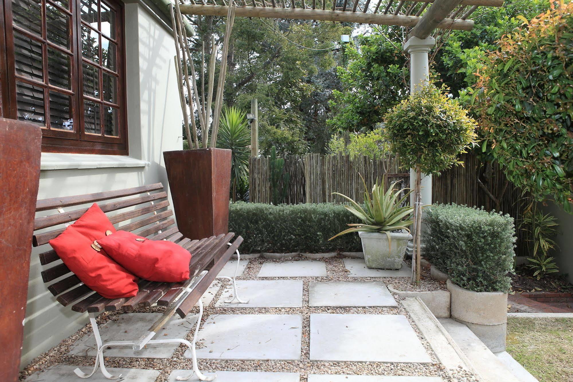 Loerie Guest Lodge George Bagian luar foto